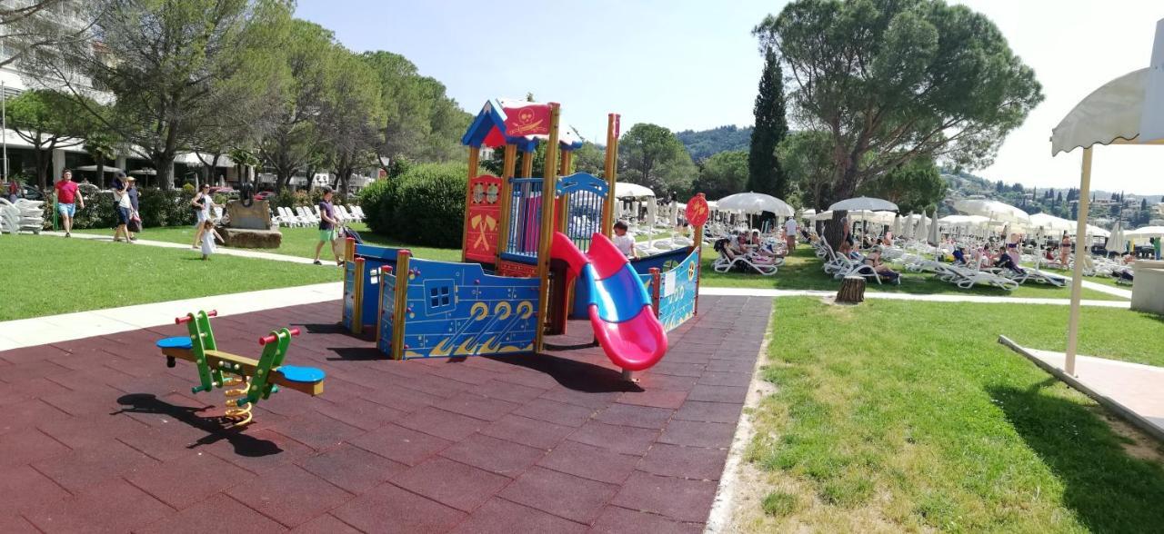 With Seaview And Garden For 6 Portorož