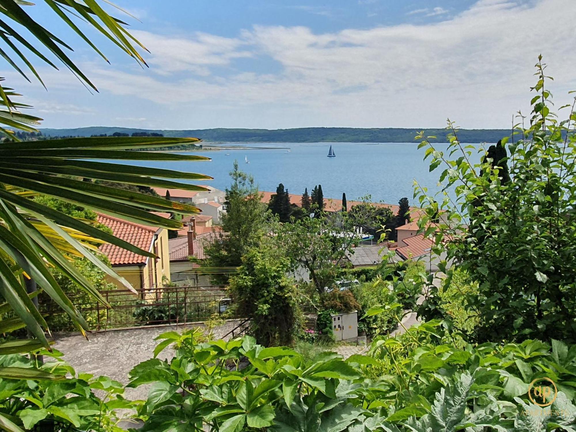 With Seaview And Garden For 6 Apartman