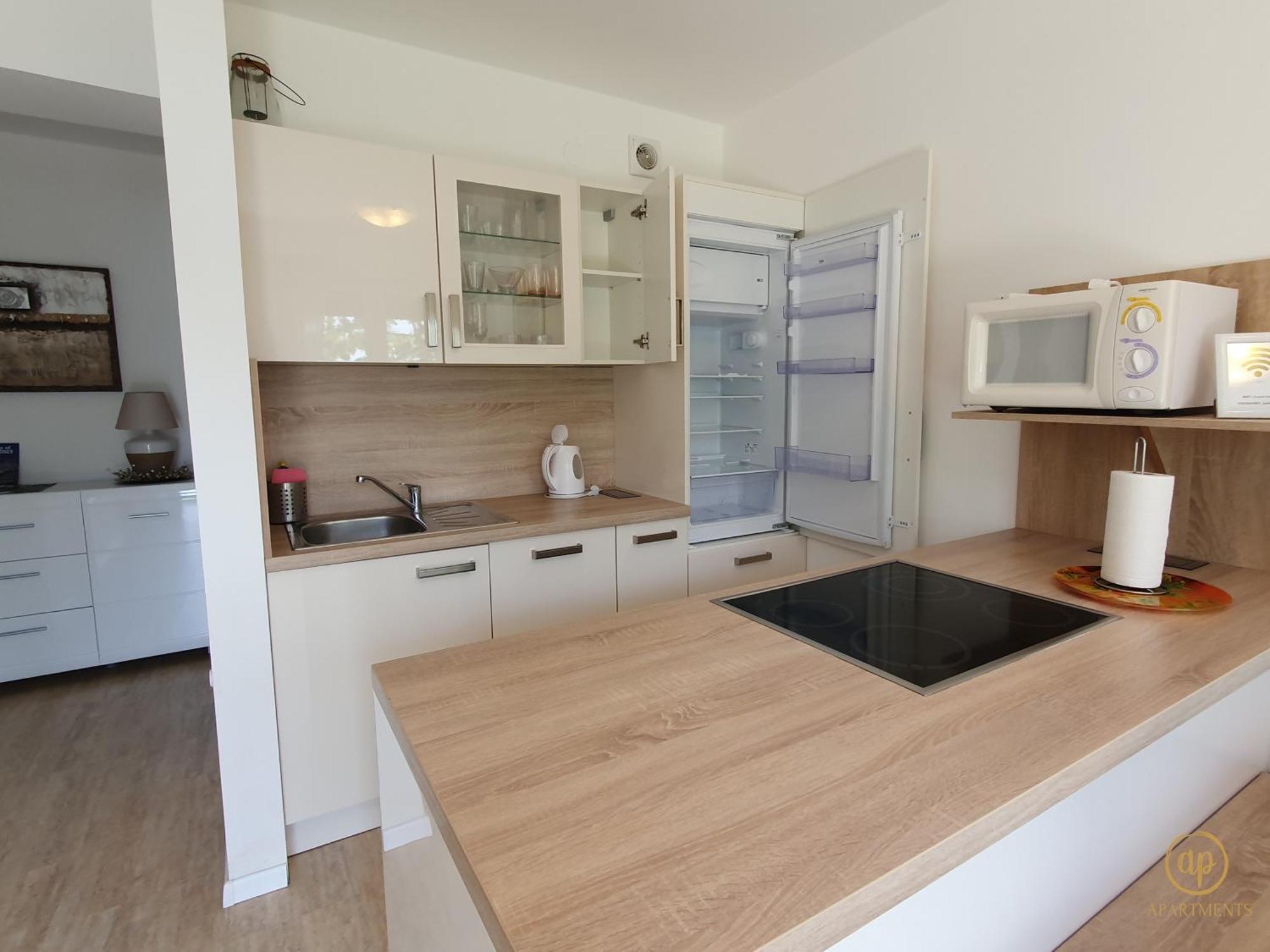 Apartman With Seaview And Garden For 6 Portoroz
